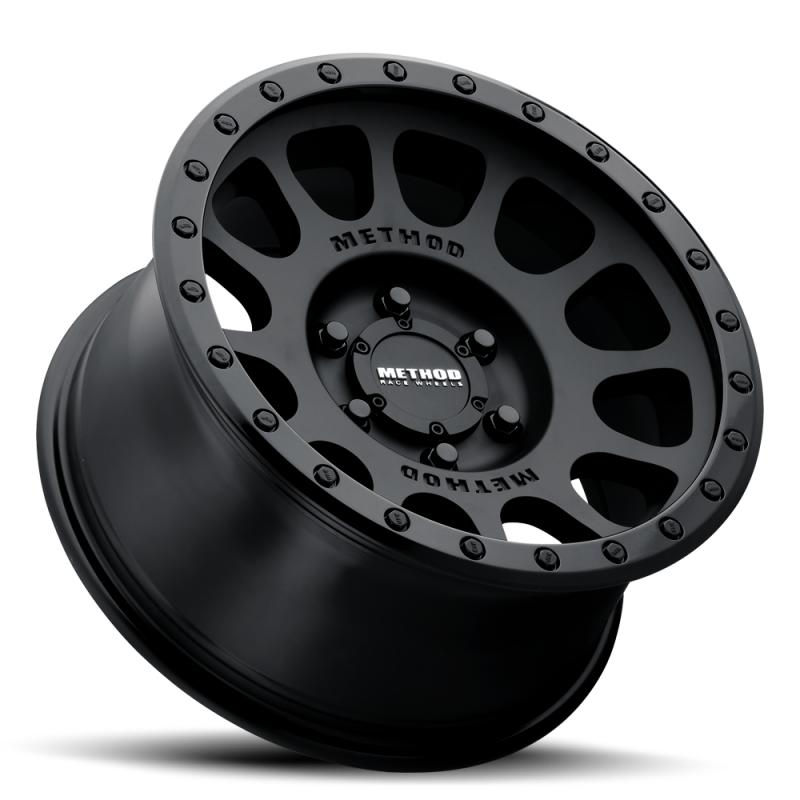 Method MR305 NV 17x8.5 0mm Offset 8x6.5 130.81mm CB Matte Black/Gloss Black Wheel