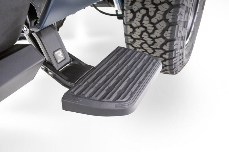 AMP Research 19-22 Ram 1500 (Excl. TRX) BedStep2 - Black